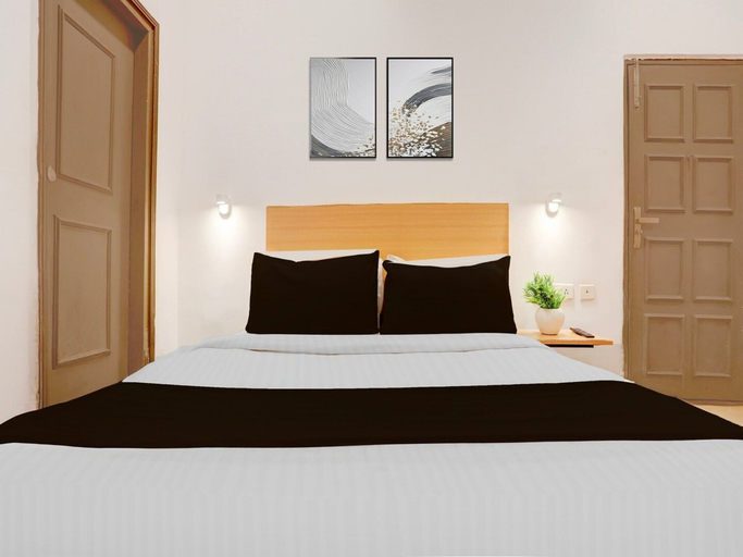 Room 4, Deluxehotel Woodland, Nagpur