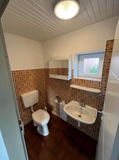 Bathroom 2, Bungalow in Strandnaehe, Dornumersiel, Aurich