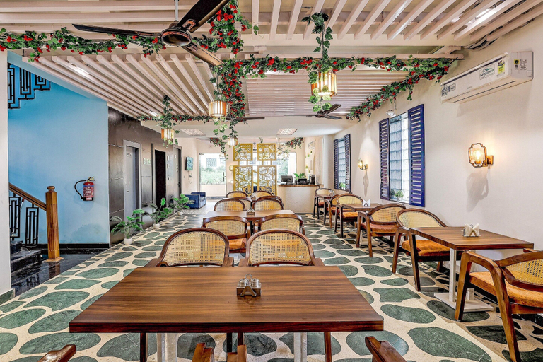 Dining 2, Deluxe Haridwar Aagman, Hardwar