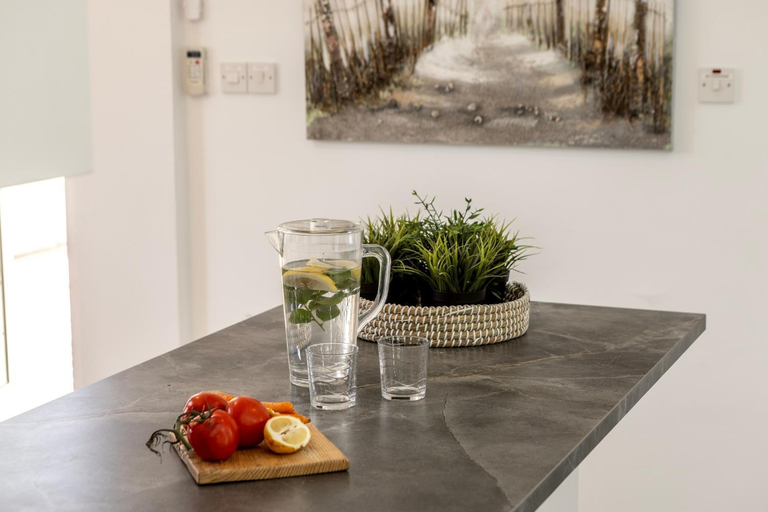 Food & Drinks, Villa Mesogeios 39