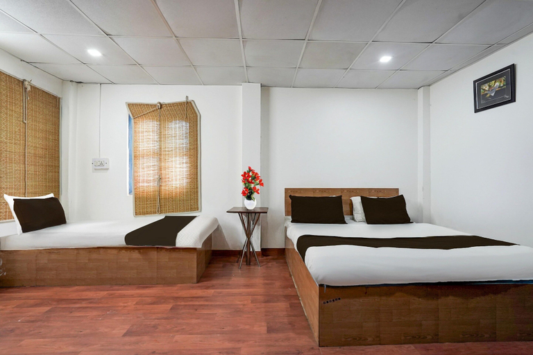 Room 2, Deluxejannat Residency, Jodhpur