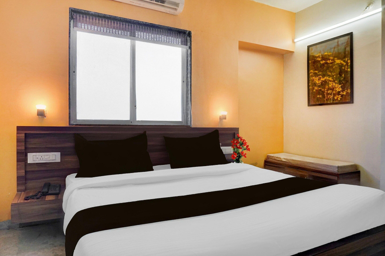 Room 4, Super Deluxe Room White Castle, Pune