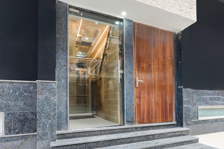 Reception 4, Townhouse Phase 3 DLF Cyber City, Gurgaon