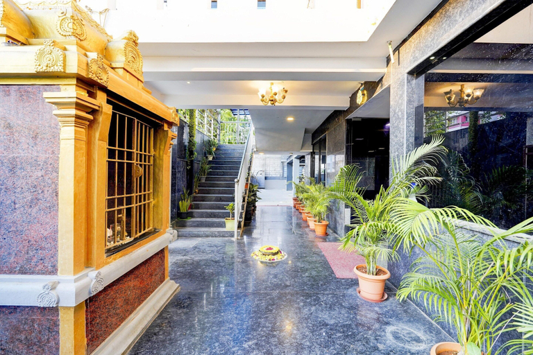 Exterior detail, Classic Balaji Dental College Orchid Sankrish, Kancheepuram