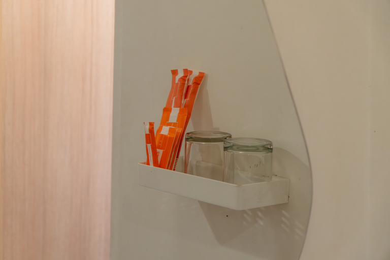 Malaka Hotel - Bathroom