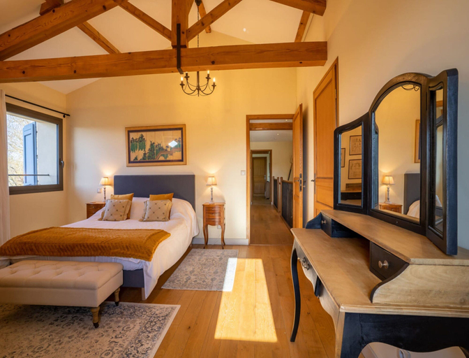 Room 3, French Villa With Pool & Games Room, Tarn