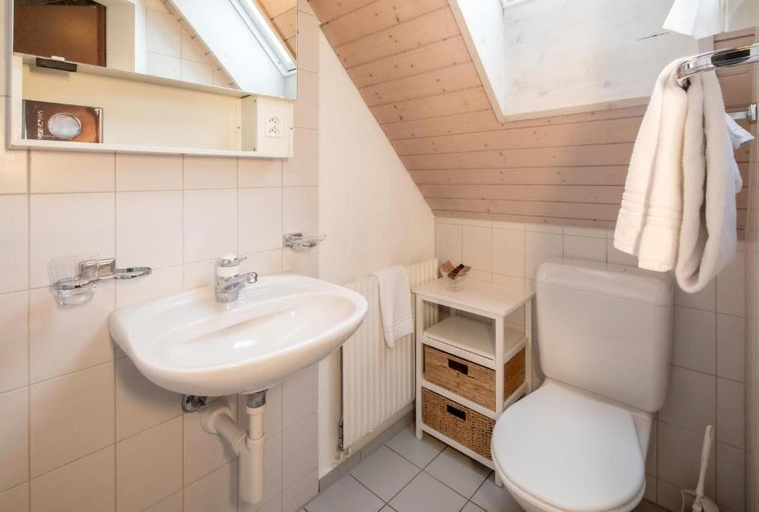 Others 4, Gasthof Enge, Wasseramt