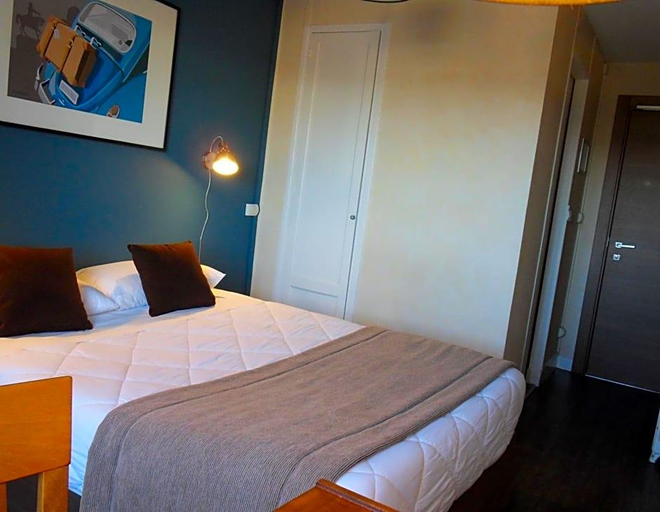 Bedroom 3, Urban Style Hotel des Cedres, Loiret