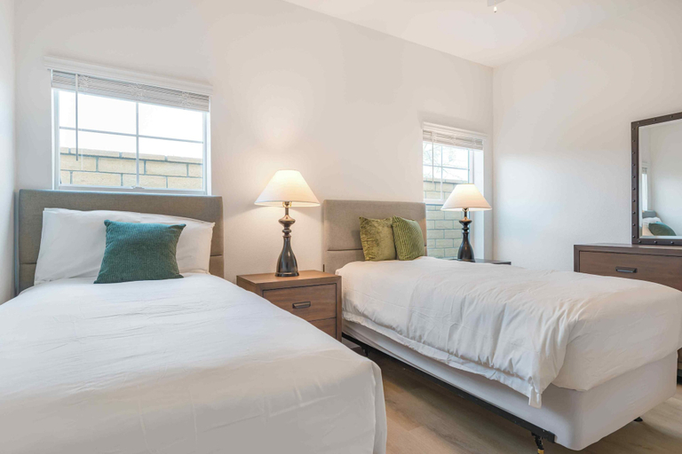 Room 5, Summerwell by AvantStay, Riverside