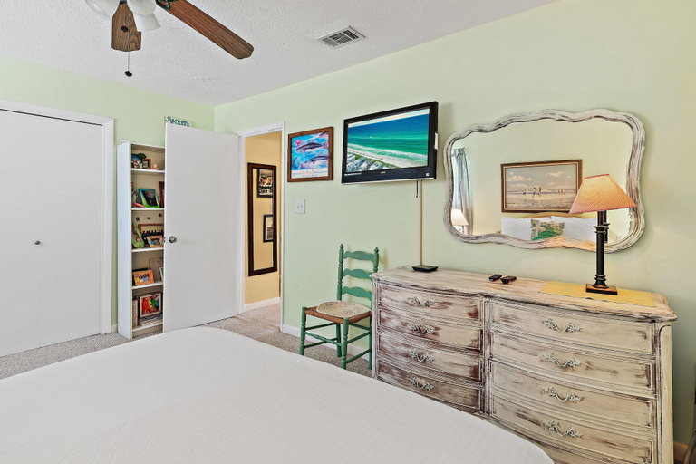 Bedroom 2, Summerhouse Townhomes #2- Changes in Attitude, Walton