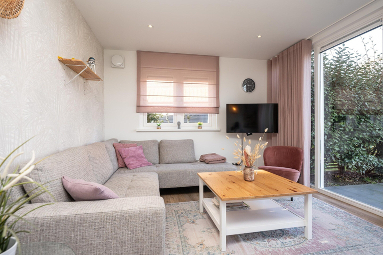 Living room 2, Luxury, Peace and Space for the Whole Family, Texel