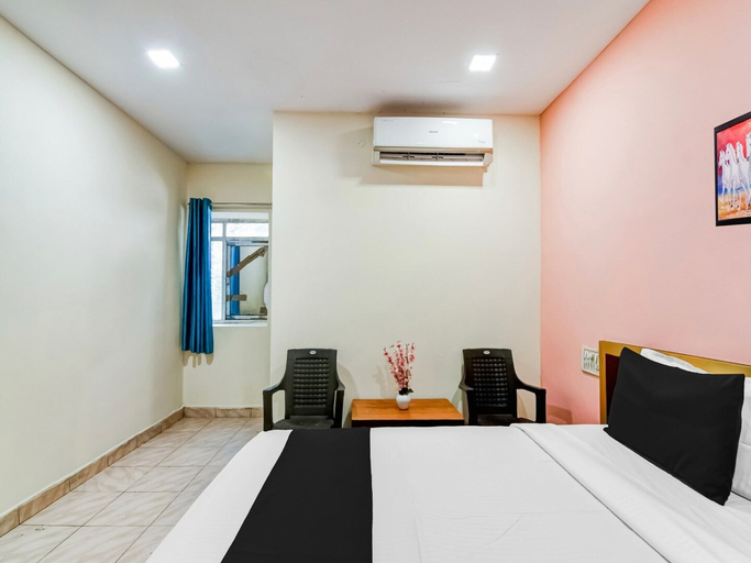 Room 2, Deluxeapex Homestay, Visakhapatnam