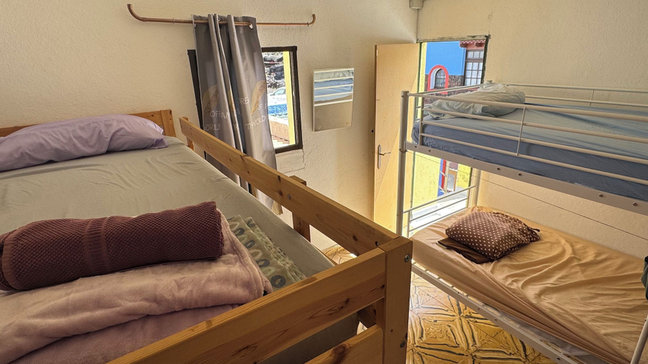 Bedroom 4, 7 Calcosas, Santa Cruz de Tenerife
