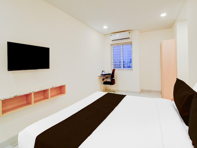 Room 4, Super Townhouse JP Nagar Miyapur, Ranga Reddy
