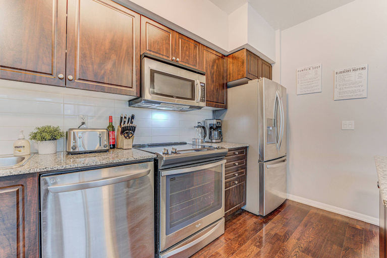 Private kitchen 3, Havencrest Hotel and Suites, Toronto