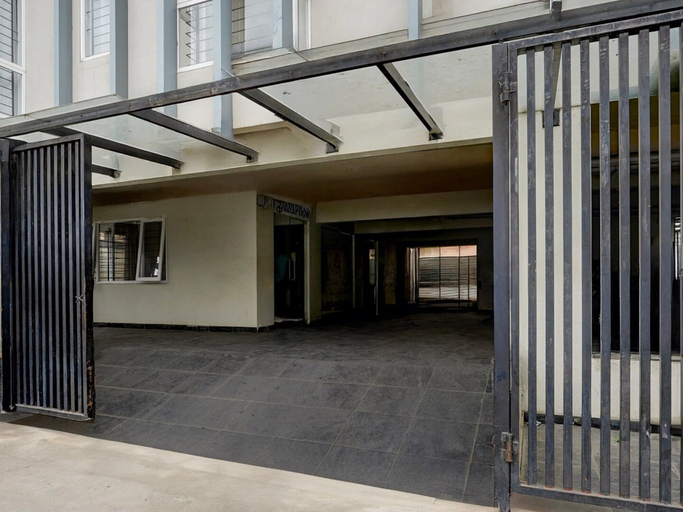 Reception 4, Deluxehotel Gurudev Residency, Bangalore