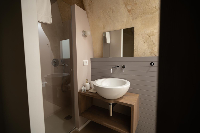 Bathroom 5, Al Vico Affittacamere, Matera