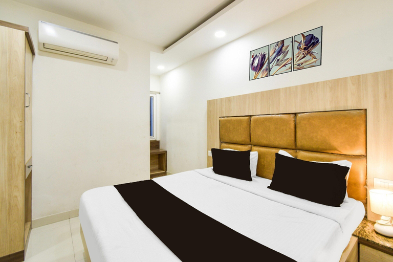 Room 2, Super Townhouse Raniganj, Hyderabad