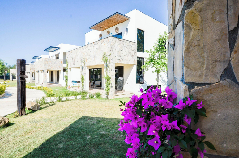 Exterior 5, Los Andantes, Montemorelos