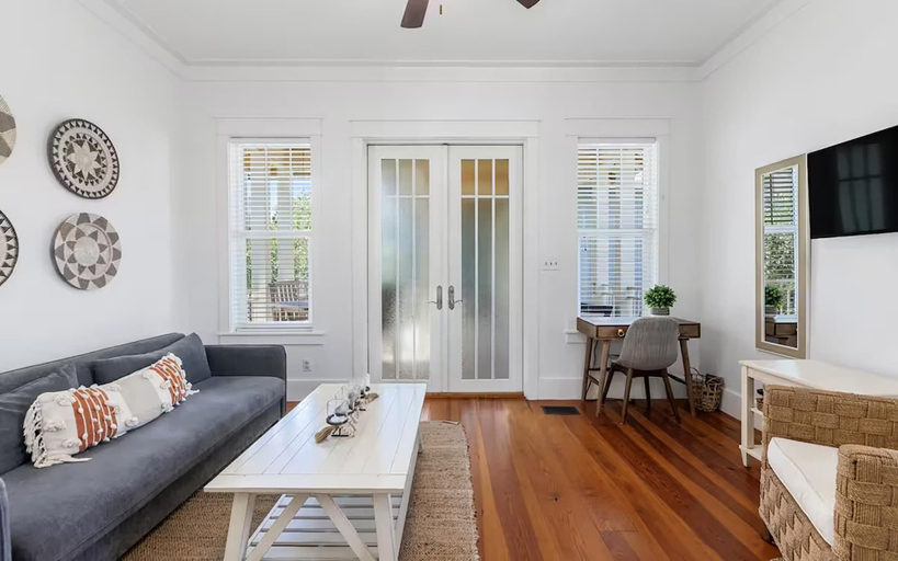 Living area 5, Fleur de Sea - Carriage House, Walton