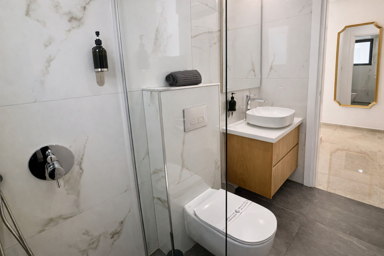 Room 3, Oni Residence Apartment
