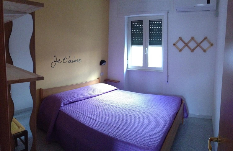 Bedroom, Camping Villaggio Riviera, Foggia
