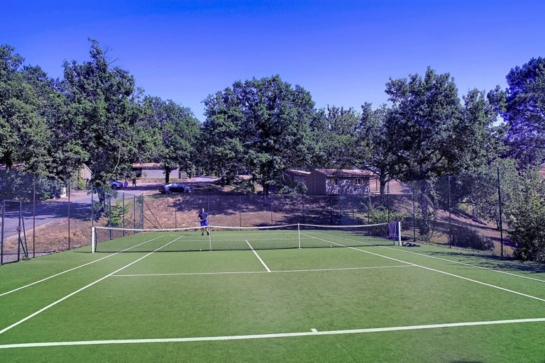 Sport court, Cottage With Heated Pool in Monclar, Tarn-et-Garonne
