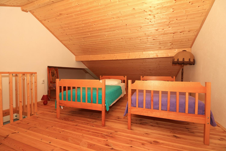 Bedroom 2, Apartments Slađana, Tisno