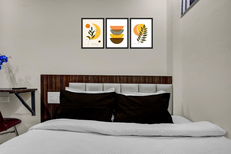 Room 2, Townhouse Ganesh Tekdi Temple Nagpur, Nagpur