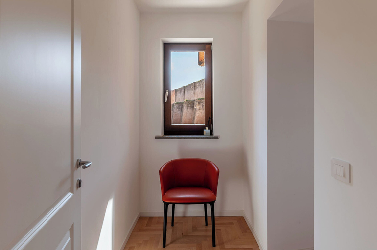 Living area 5, JOIVY Comfort Stays near the Colosseum, Rome