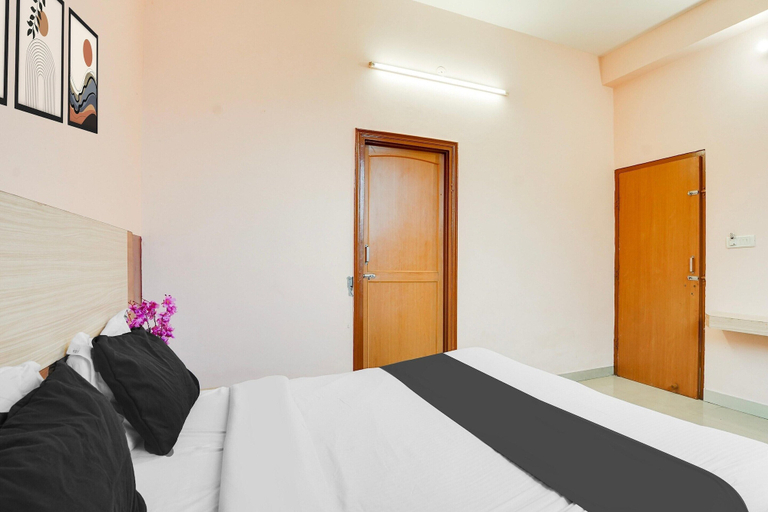 Room 5, Deluxe With Twin Bed Hotel Braj Haveli, Jaipur