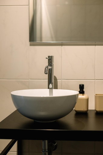Bathroom 2, Martina’s Rooms, Padua