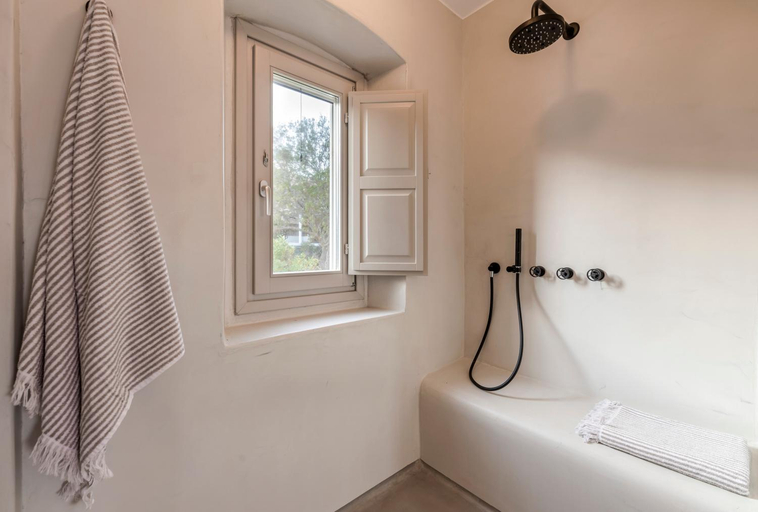 Bathroom 3, Bohemian Blue Villa - 7 BDRM - beach in 200m - MG Villas, South Aegean