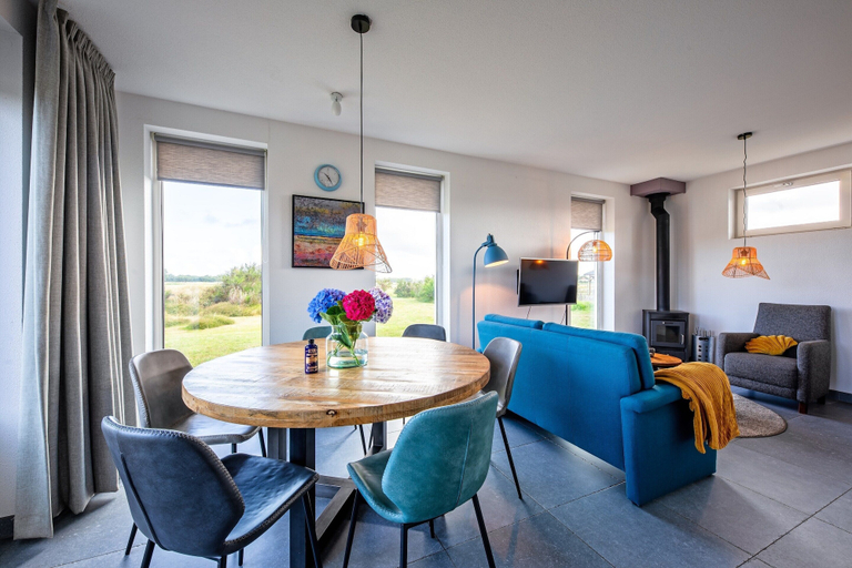 Living room 5, Stylish Texel Escape With Spa, Texel