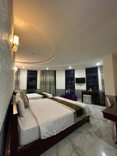 Others 2, White Rose Hotel, Đồng Hới