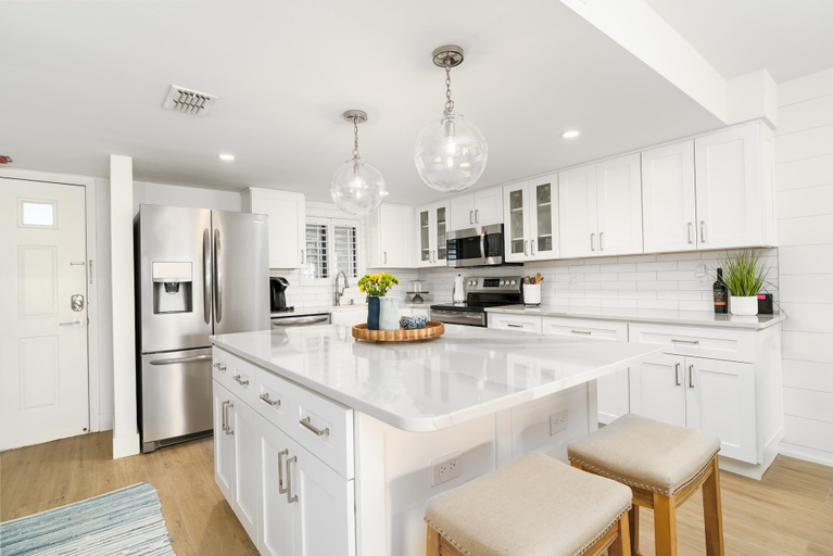 Private kitchen 2, Sandpiper 409, Volusia