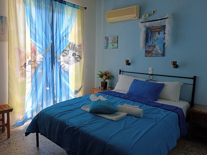 Bedroom 2, Eri Studios, Attica