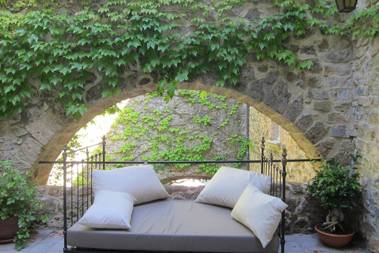 Public Area, Château de Madières - Châteauzen, Gard