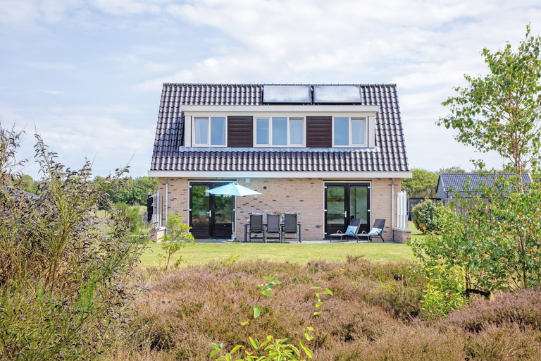 Exterior 2, Stylish Texel Escape With Spa, Texel