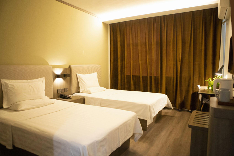 Bedroom 2, Hanting Hotel Xinzhou Heping Zhong Street, Xinzhou