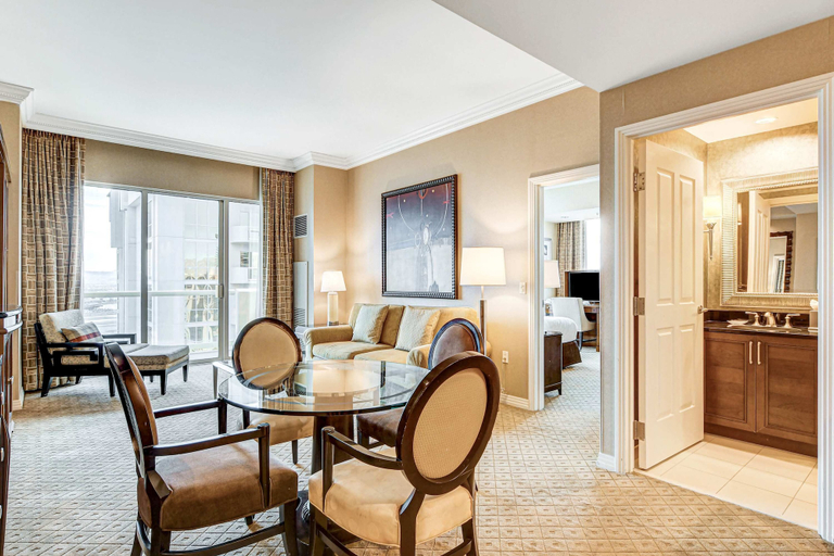 Interior 3, Stunning MGM Balcony 12821, Clark