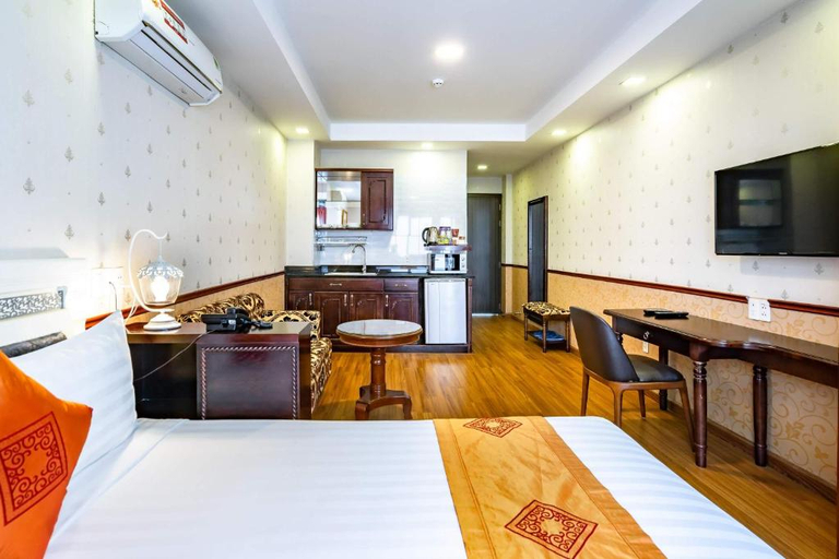 Others 3, Collection O Emerald Luxury Apartment - Near SECC, District 7