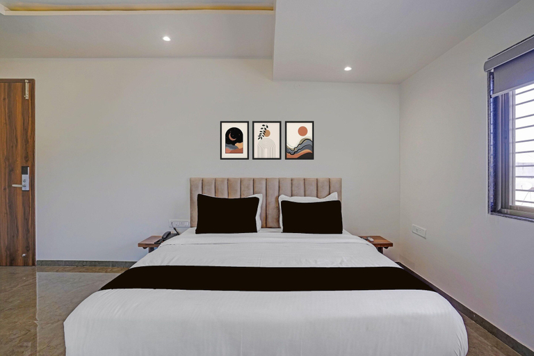 Room 3, Townhouse Skyboat XLO Point, Nashik