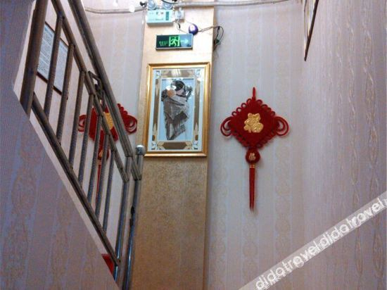 Others 3, Rongxin Business, Suining