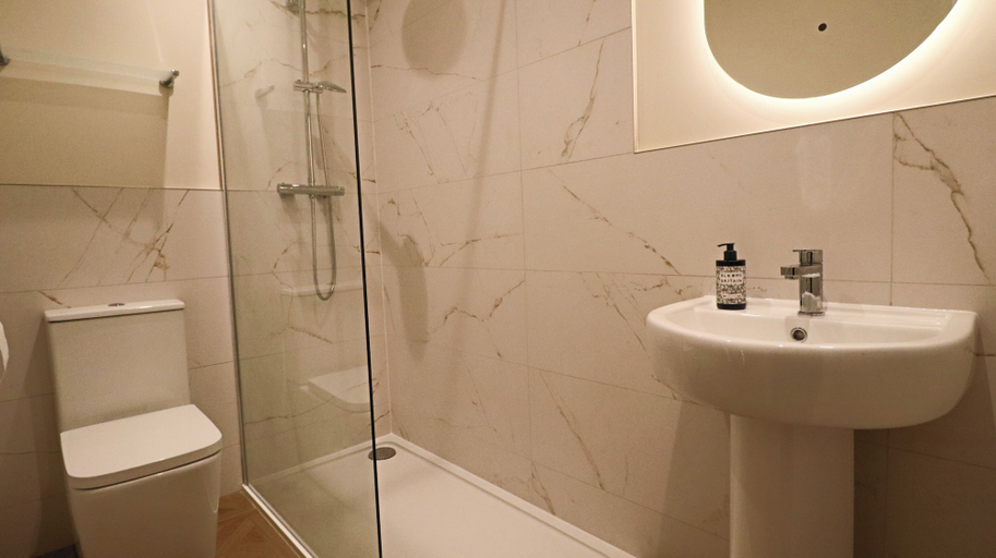 Bathroom 4, Clifton Park Hotel - Exclusive to Adults, Lancashire