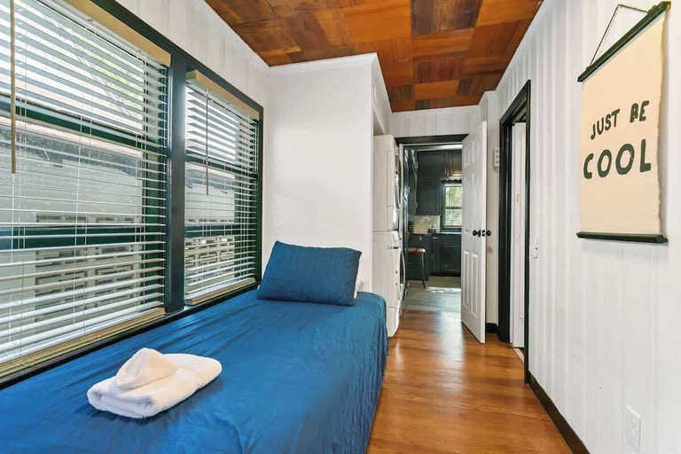 Room 2, Unique Pet Friendly Bungalow in St Augustine, Saint Johns