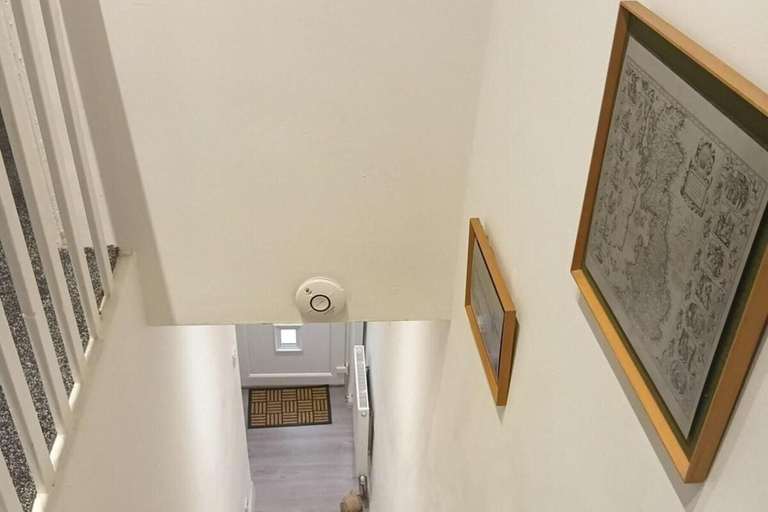 Interior 3, Dale Combe, 3 Bedroom House 5 Star on air bnb, Rochdale