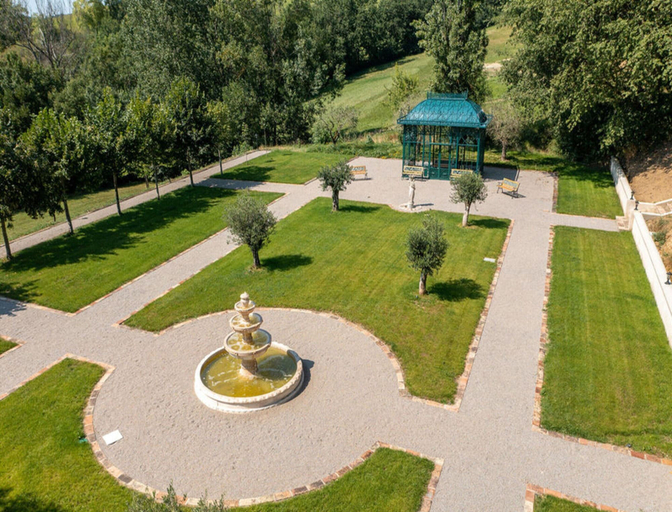 Garden, French Estate With Pool & Sauna, Tarn