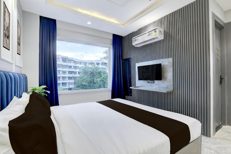 Room 5, Deluxe Haridwar Aagman, Hardwar