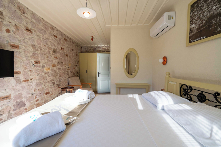 Room 3, Nur Hanım Suites, Ayvalık